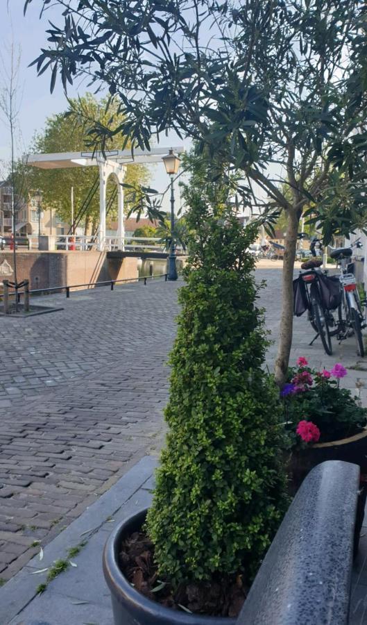 غوس Apart Hotel De Grote Kade I Voorheen B&B De Grote Kade المظهر الخارجي الصورة