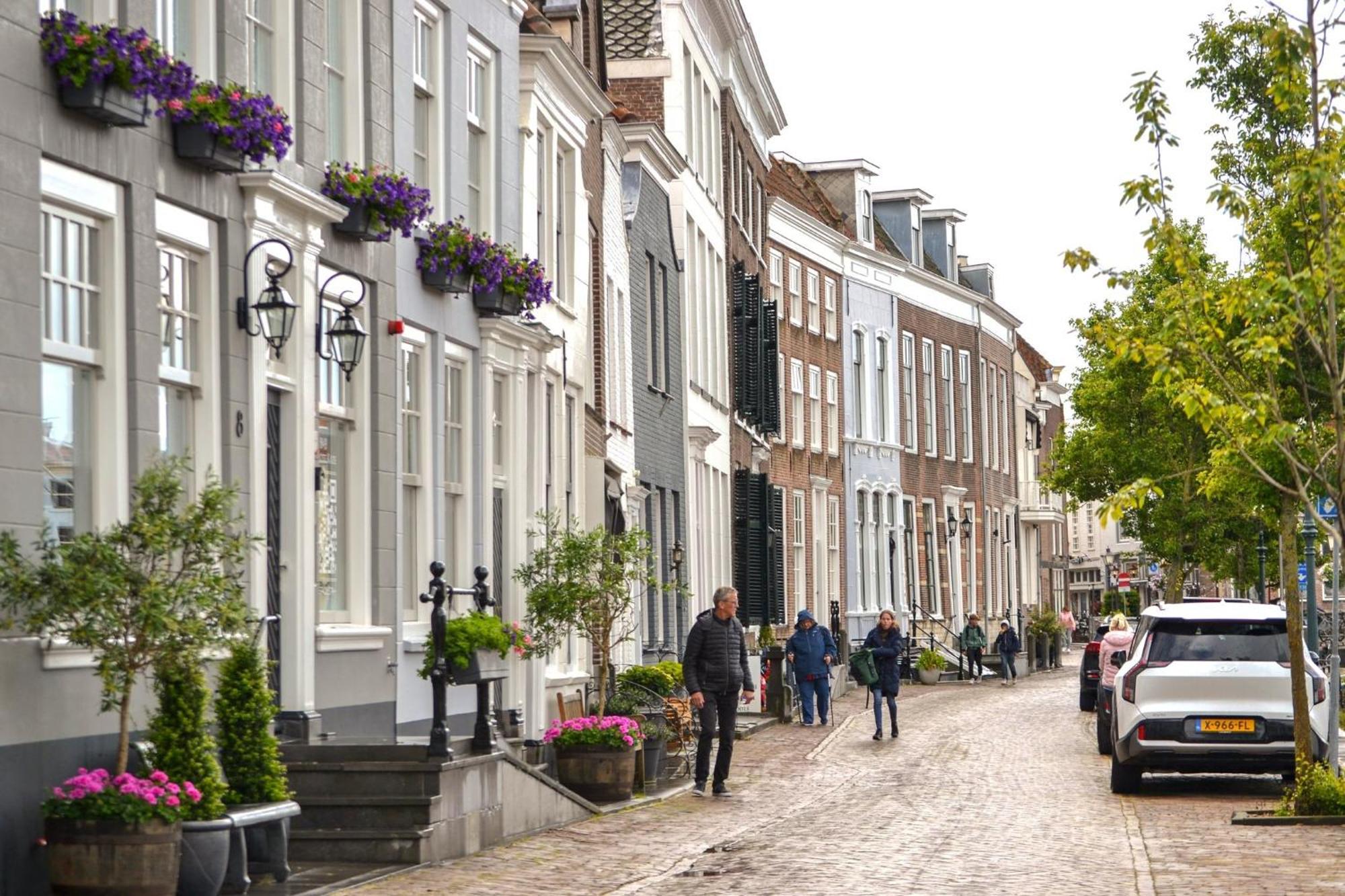 غوس Apart Hotel De Grote Kade I Voorheen B&B De Grote Kade المظهر الخارجي الصورة
